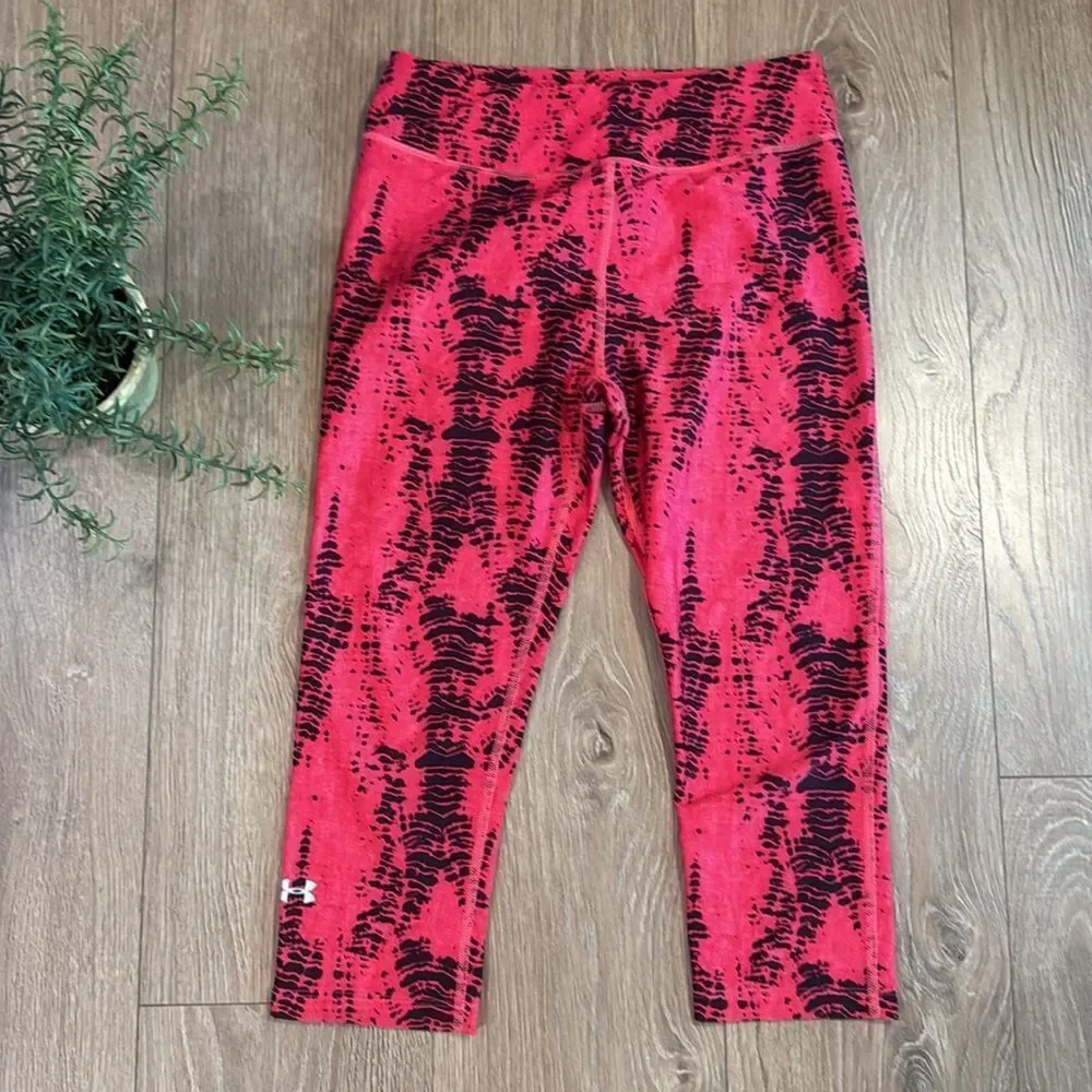((2 PIECE)) NIKE AND UNDER ARMOUR LEGGINGS BUNDLE SIZE MEDIUM EUC